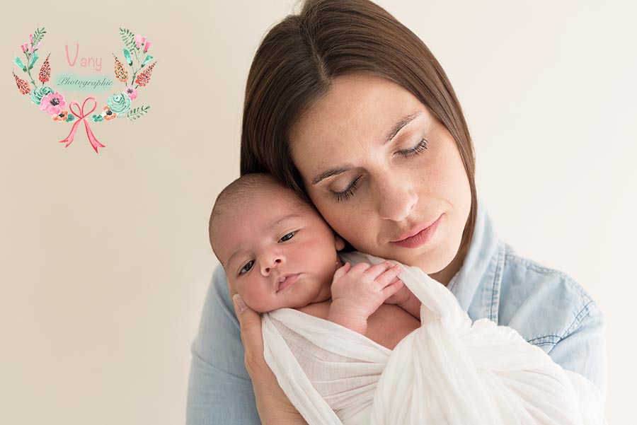 Photographe naissance en Mayenne 