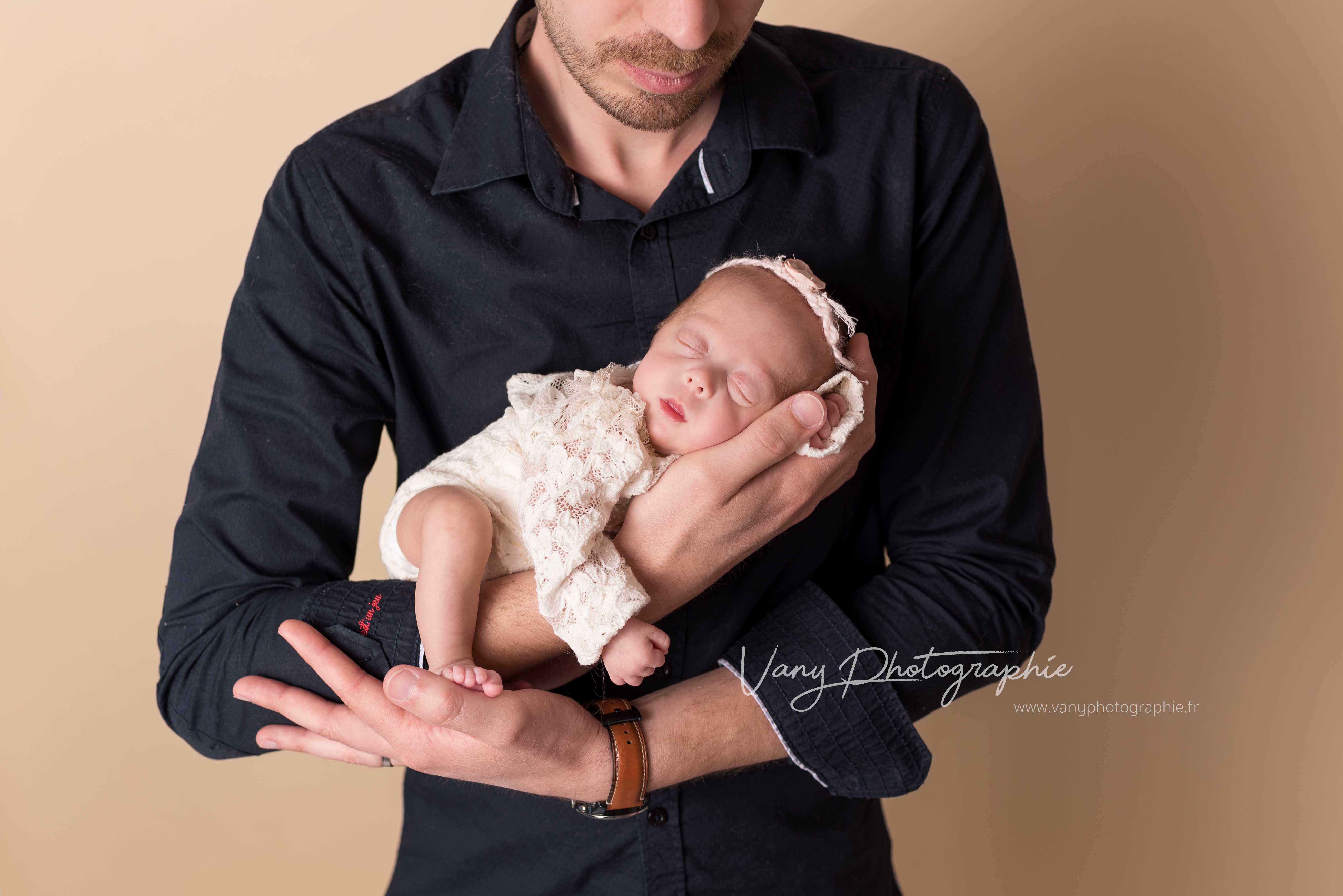 Photographe naissance Mayenne