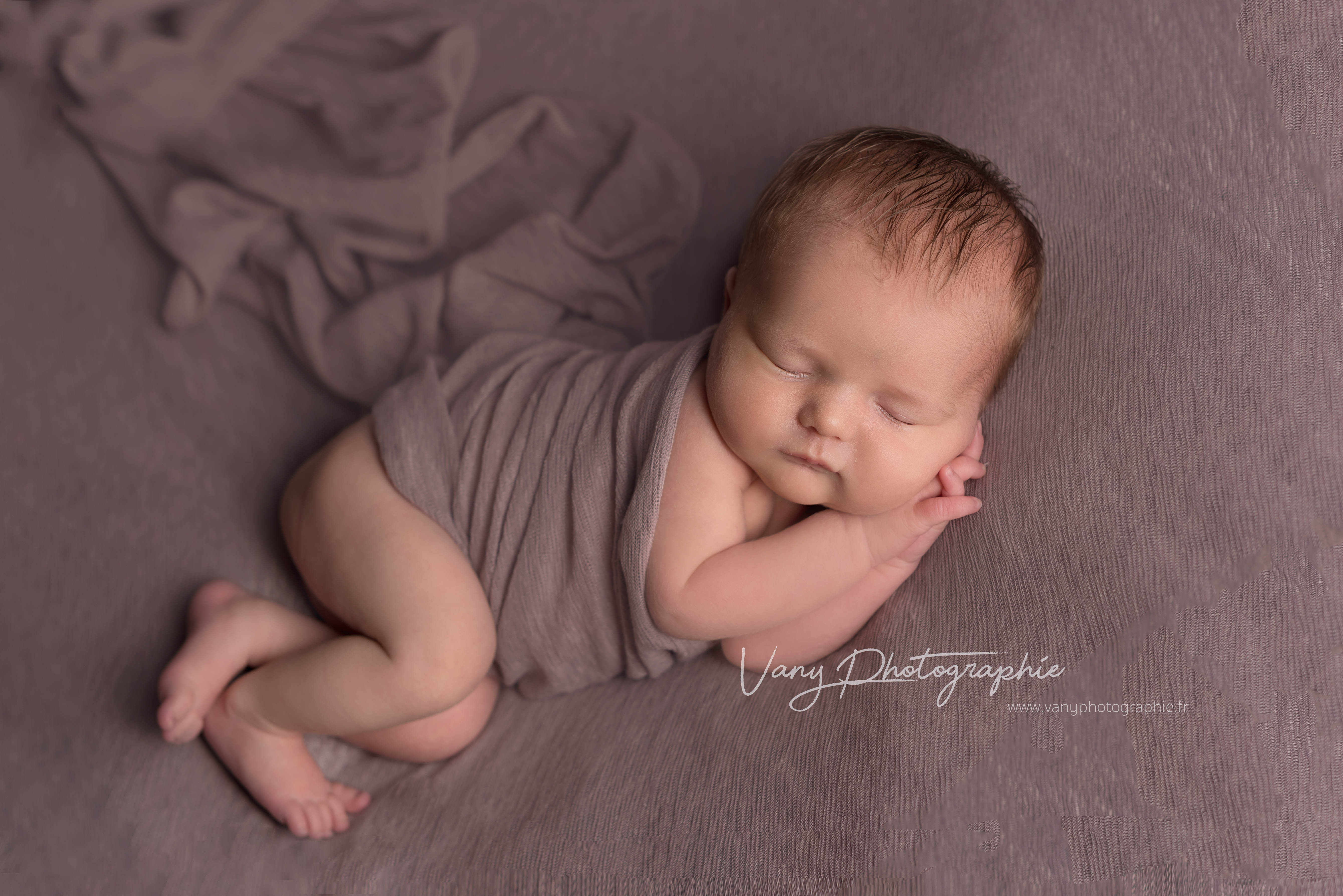 Photographe naissance Mayenne